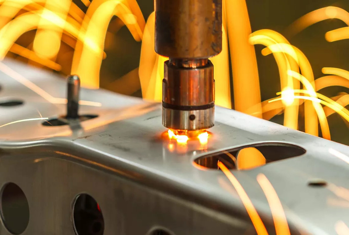 汽車輕量化行業(yè)研究：趨勢(shì)明確，結(jié)構(gòu)件一體壓鑄推動(dòng)制造革命